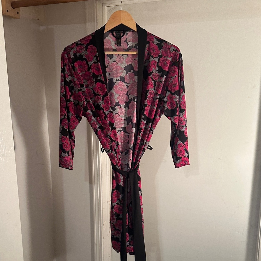 Elegant Black and Pink Floral Women's Robe